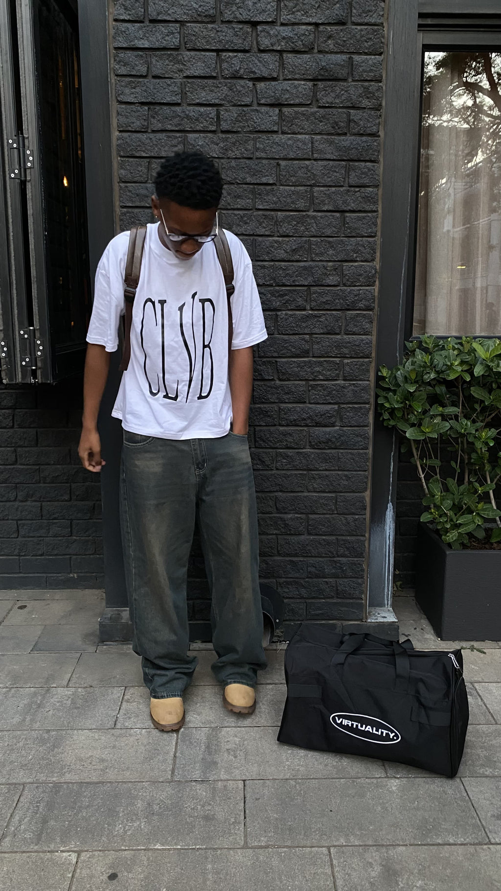 CLVB OVERSIZE T-SHIRT WHITE