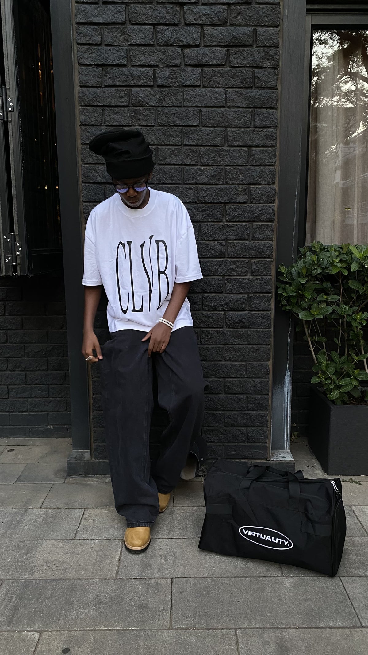 CLVB OVERSIZE T-SHIRT WHITE